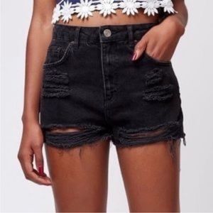 NWOT Topshop Distressed Denim High Waisted Shorts Size 4